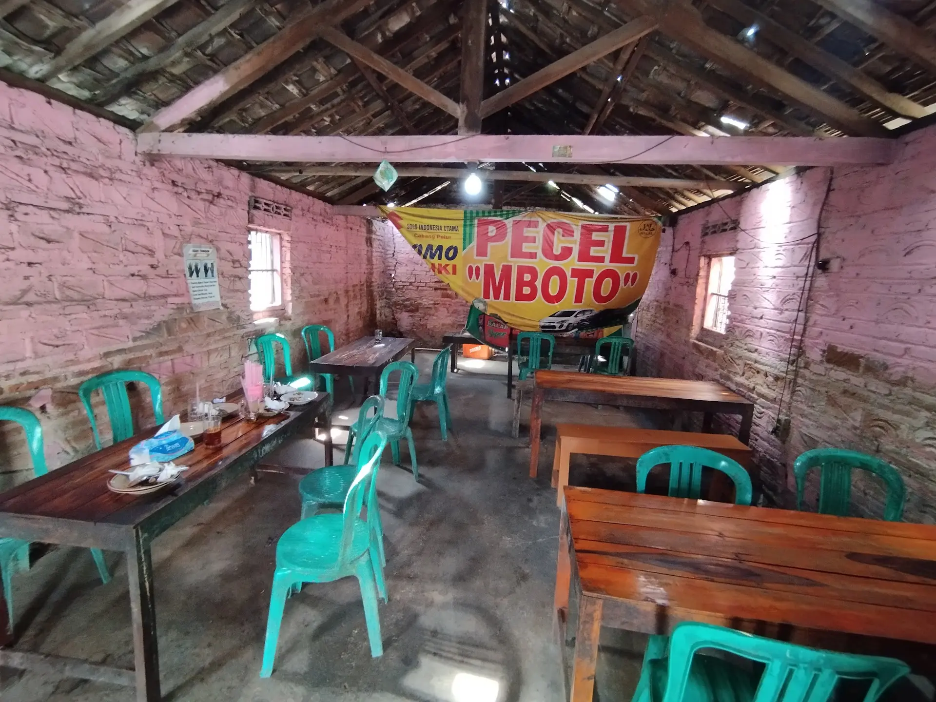 嗜辣星人请进！这家Sukoharjo的Nasi Pecel能把你辣出眼泪 5