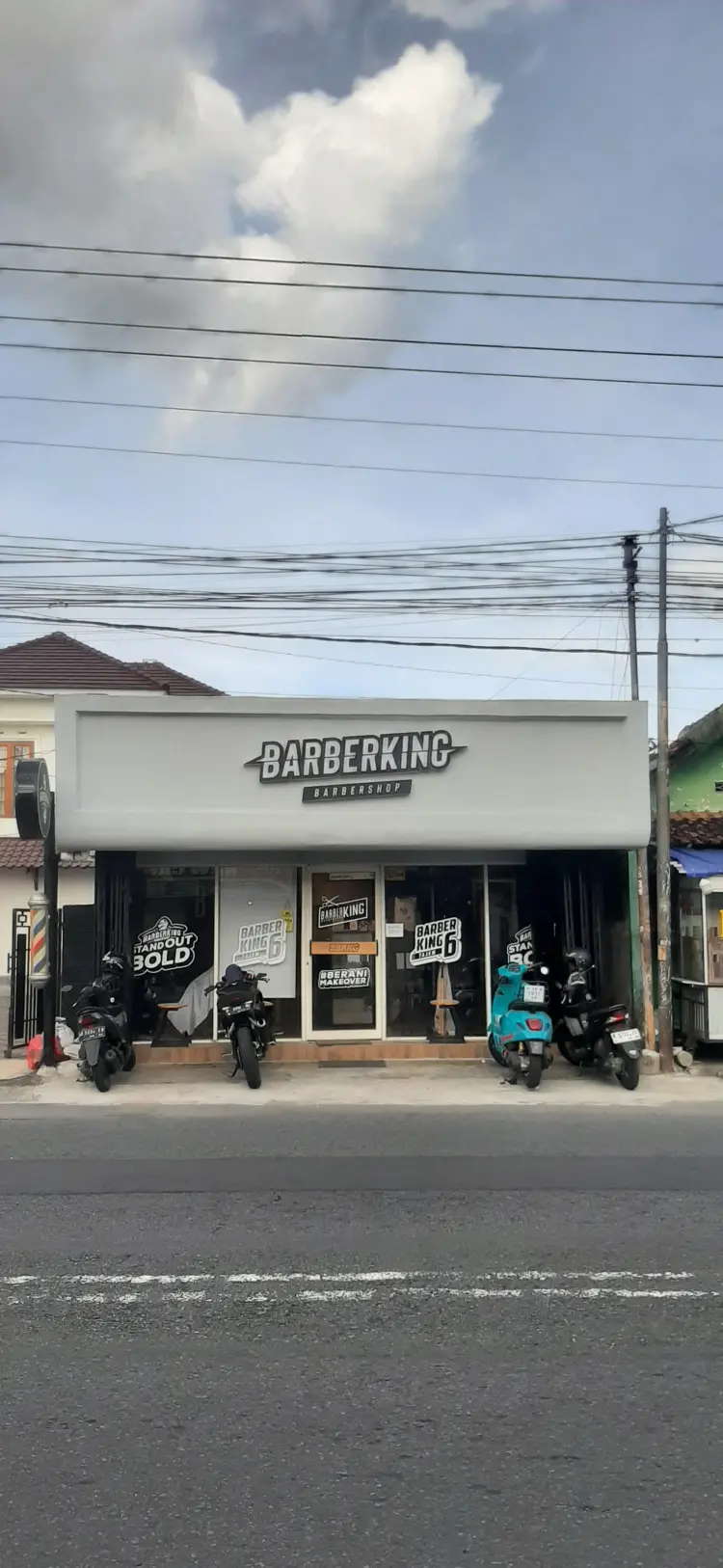 BarberKing Barbershop Jogja - Maguwoharjo 1