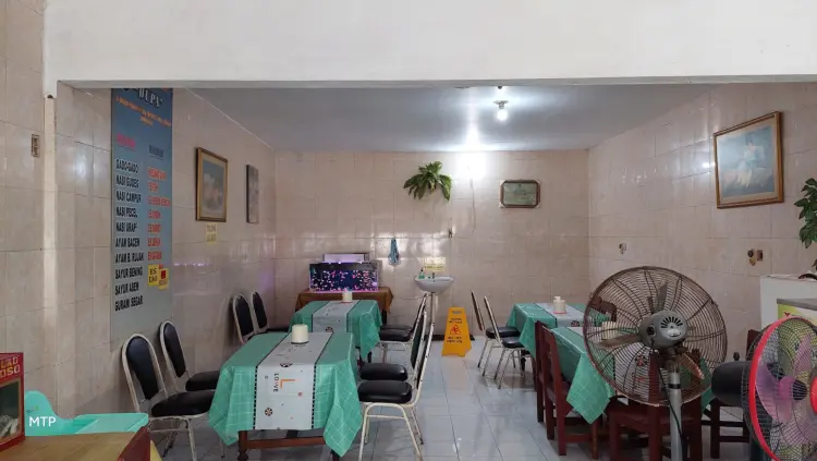 Depot Gado-Gado Dupa 8