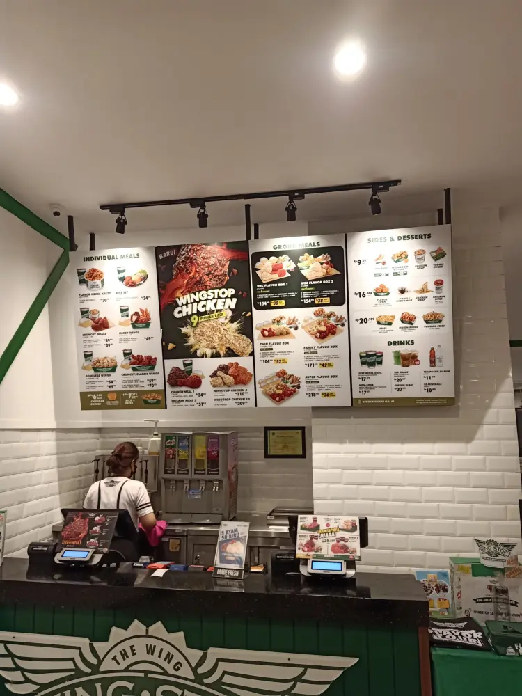 WINGSTOP CIHAMPELAS BANDUNG 10