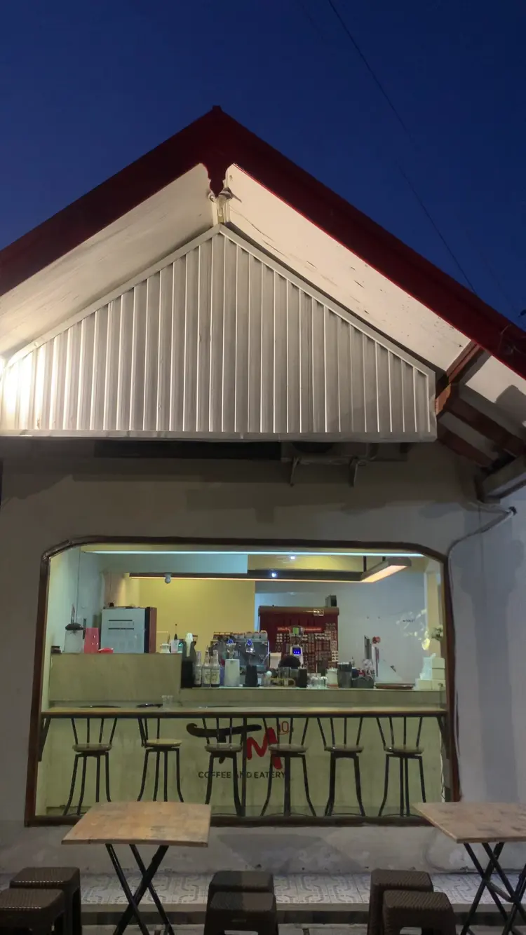 Tanggal Merah Coffee & Eatery 1