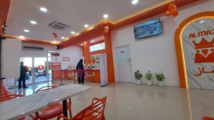 Almaz Fried Chicken Antang Makassar 1
