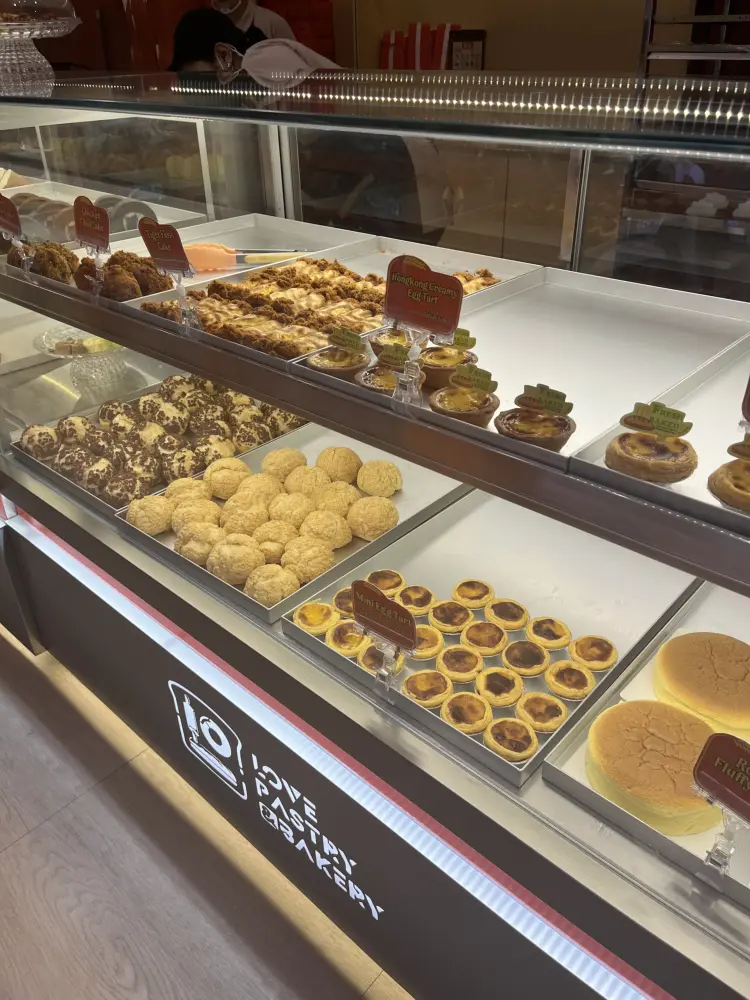 It's Love Pastry & Bakery 2