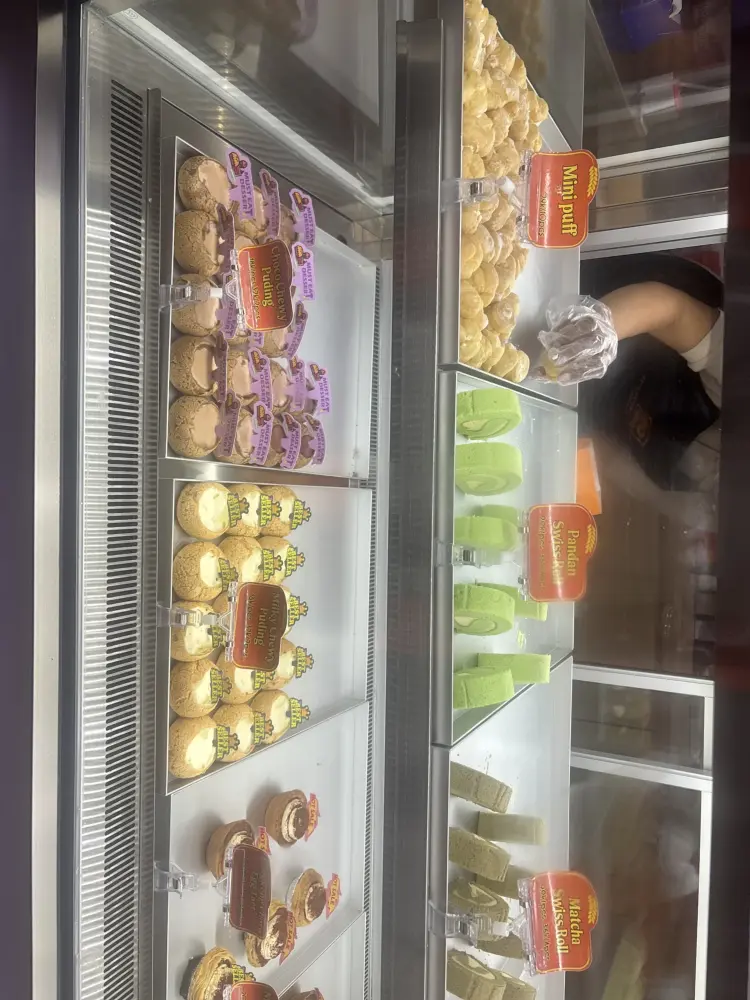 It's Love Pastry & Bakery 10