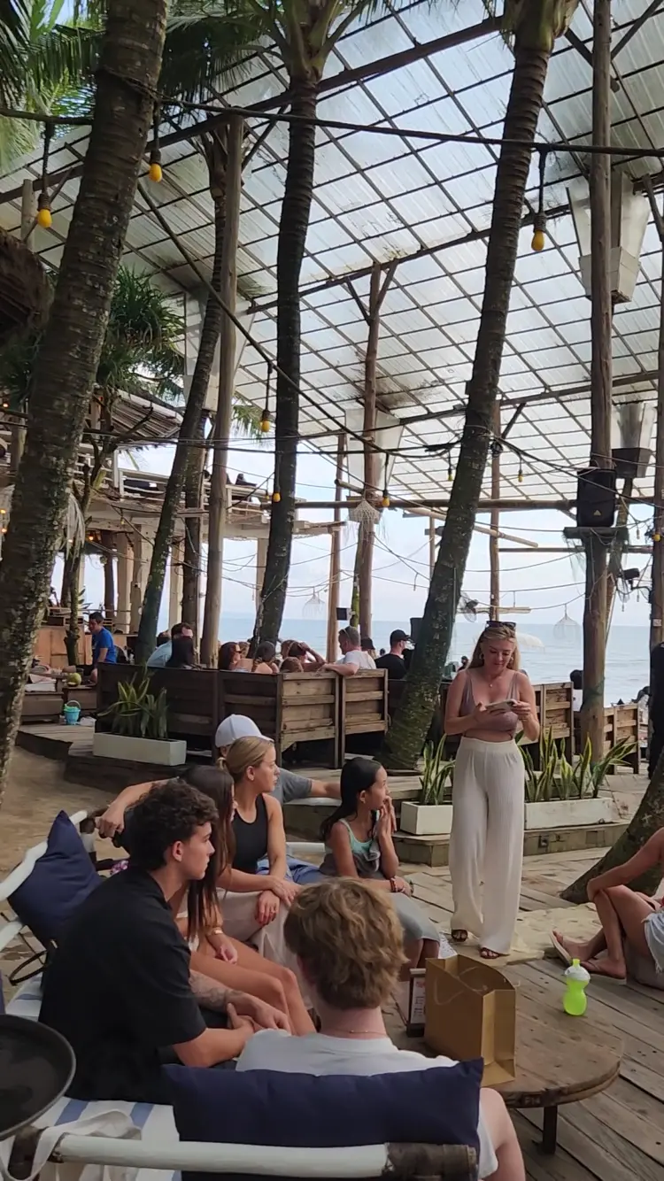 La Brisa Bali | Beach Club 6