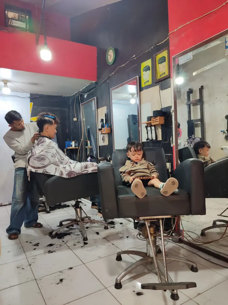 IQBAL 2 Barbershop 1