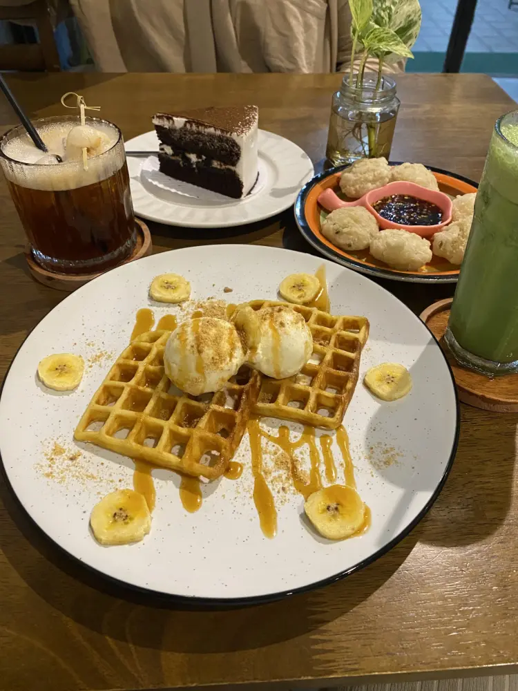 Khuki Donut Tomoni 10