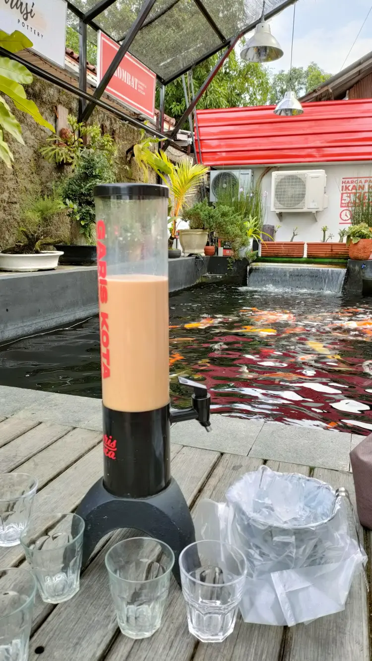 Garis Kota Workspace And Coffee 6