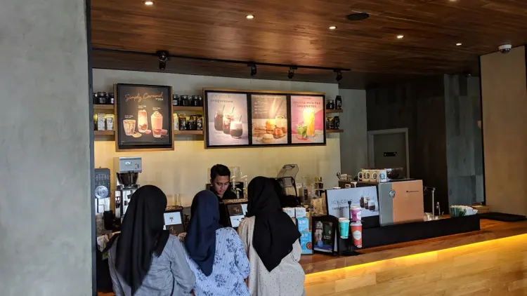 Starbucks Kartika Chandra 2