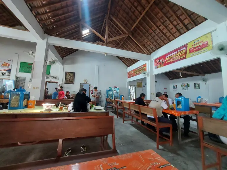 Ayam Goreng Jawa Mbah Cemplung 7