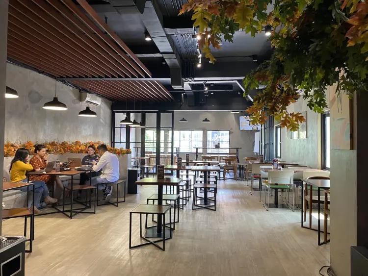 Muyen Coffee and Roastery Tebet 9