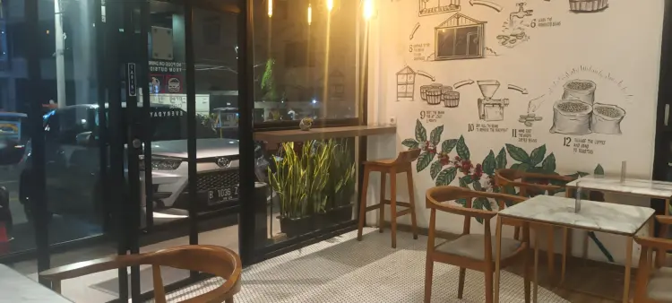 Muyen Coffee and Roastery Tebet 4