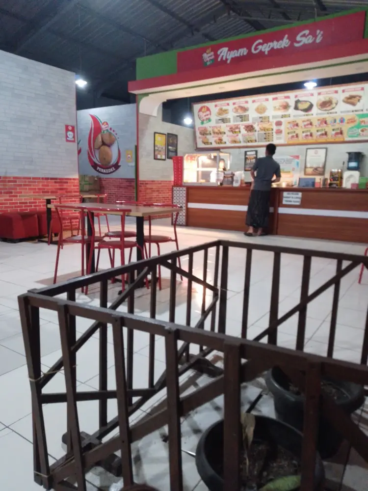 Ayam Geprek Sa'i Sidokarto 4