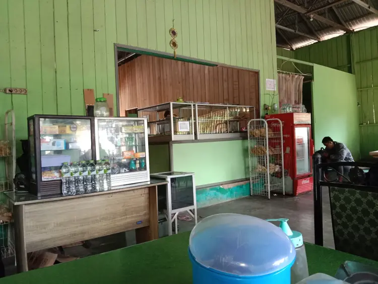 Rumah Makan Solo Raya 6