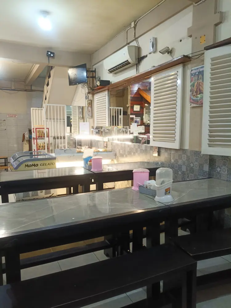 Warung Leko( Cobek momo) 10