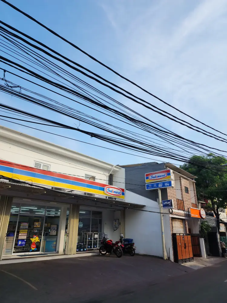 Indomaret Sawo Kecik Raya 1