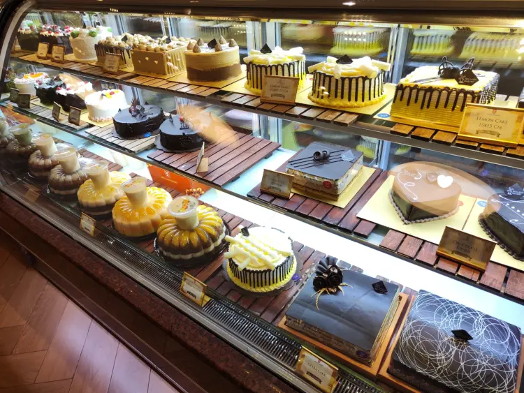 Holland Bakery Pondok Indah 1