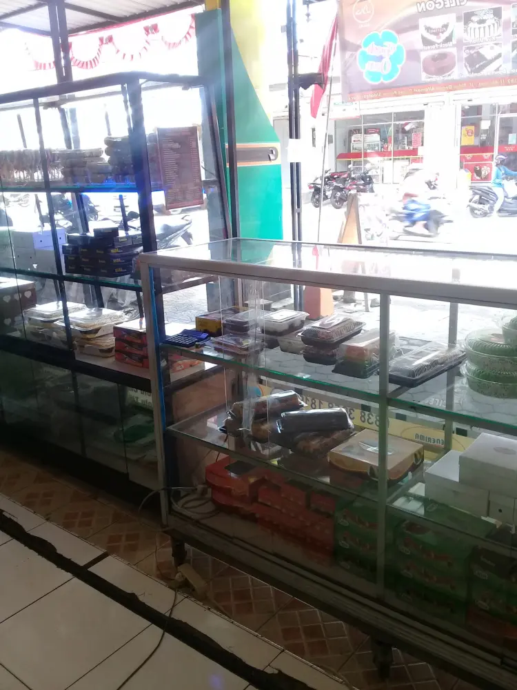 TOKO KUE Risma Cakes 2