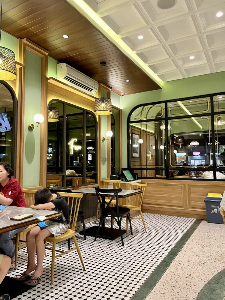 Akibat Bebek Muda Gading Serpong 7