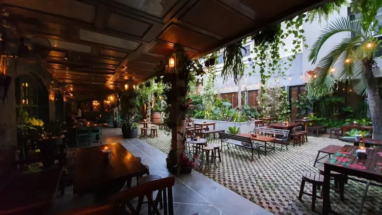 Shamrock - Kitchen & Bar 1