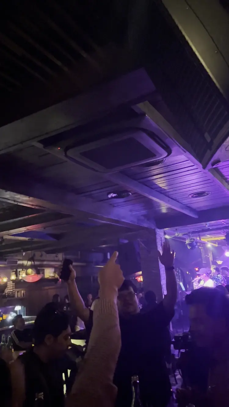 Shamrock - Kitchen & Bar 9