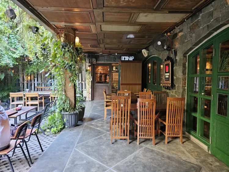 Shamrock - Kitchen & Bar 5