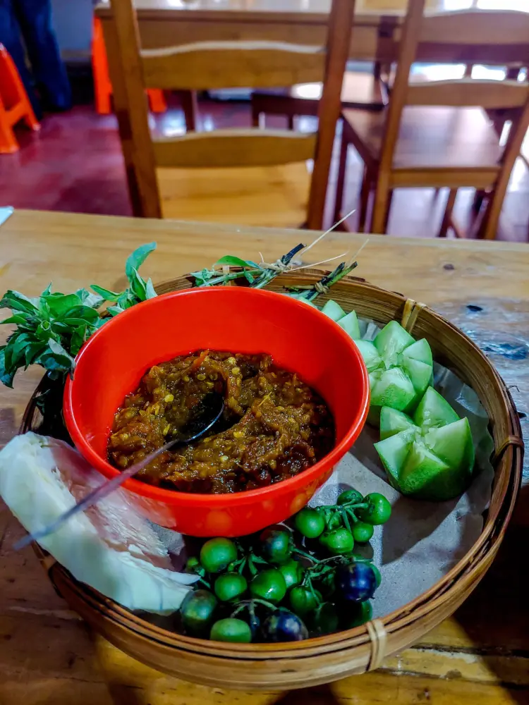 Nasi Timbel Komplit Mang Kus Ayam Goreng Dadakan 6