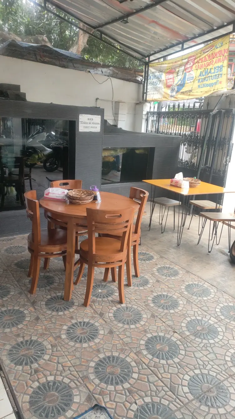 Nasi Timbel Komplit Mang Kus Ayam Goreng Dadakan 3