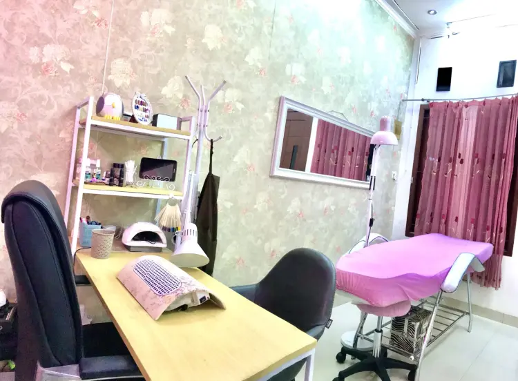 RYN BEAUTY STUDIO / Kursus | Eyelash Extension | Sulam Alis | Nail Art 1