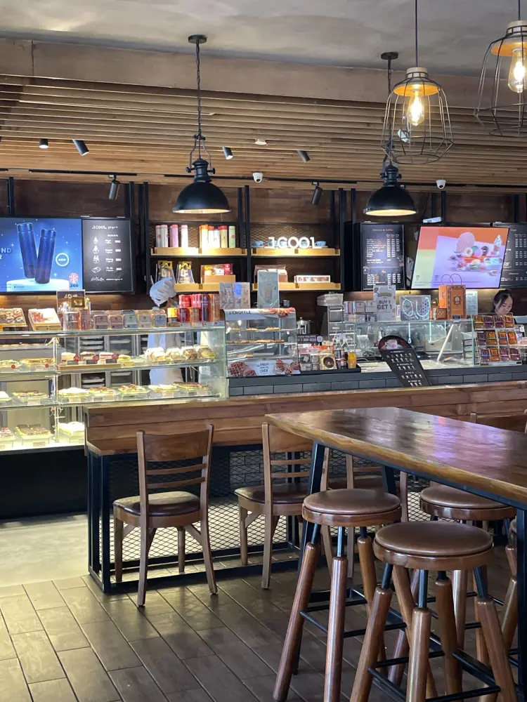 JCO DONUTS & COFFEE - CITY PLAZA JATINEGARA 1