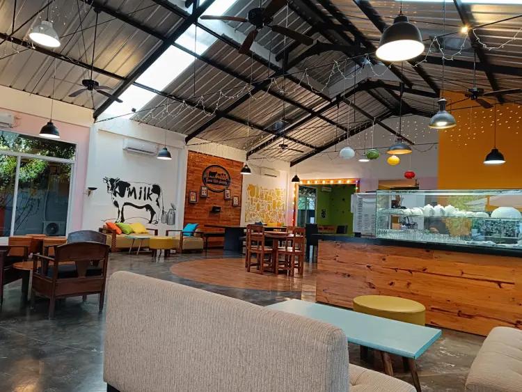 Good Milk Society Farm Cafe 1