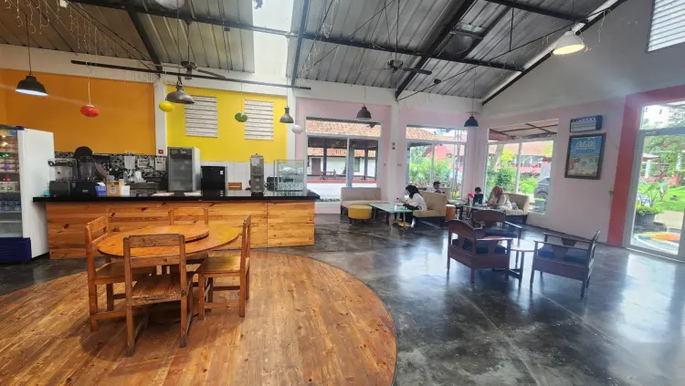 Good Milk Society Farm Cafe 4