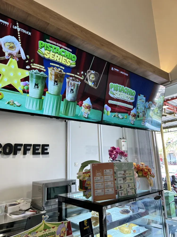 TOMORO COFFE Solo Baru 2