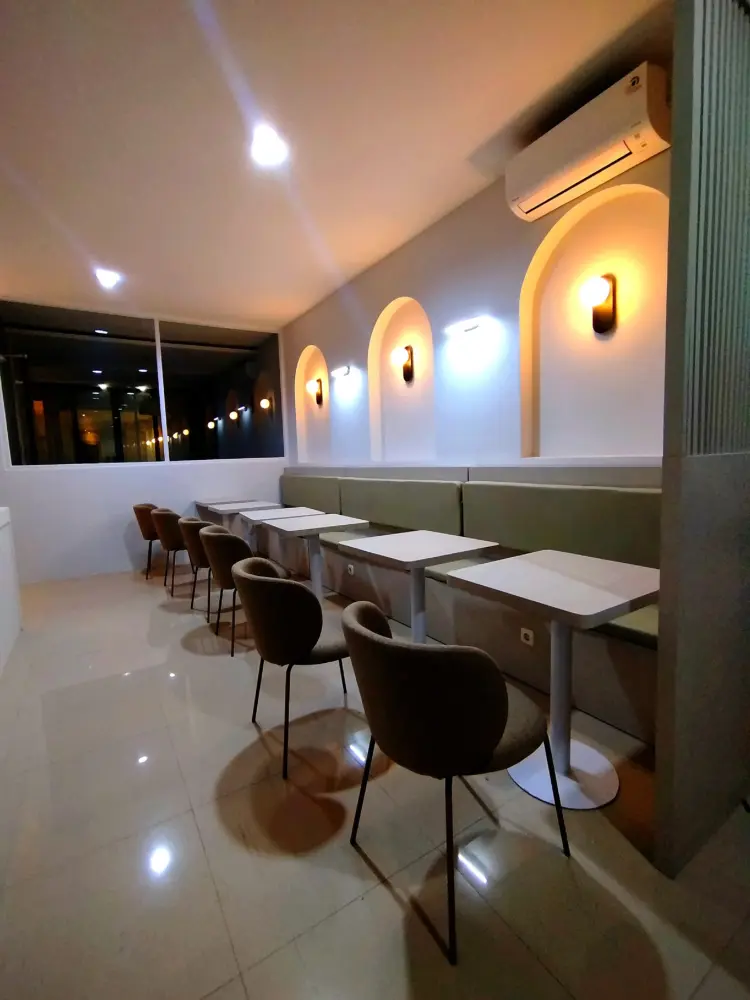 Kenzo Cafe and Resto PIK 2 2