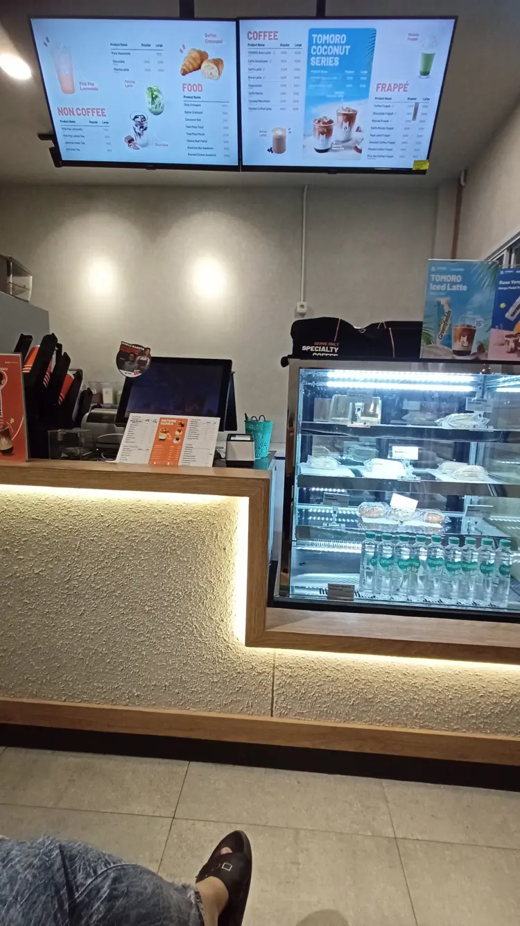 TOMORO COFFEE - Sumur Batu 3