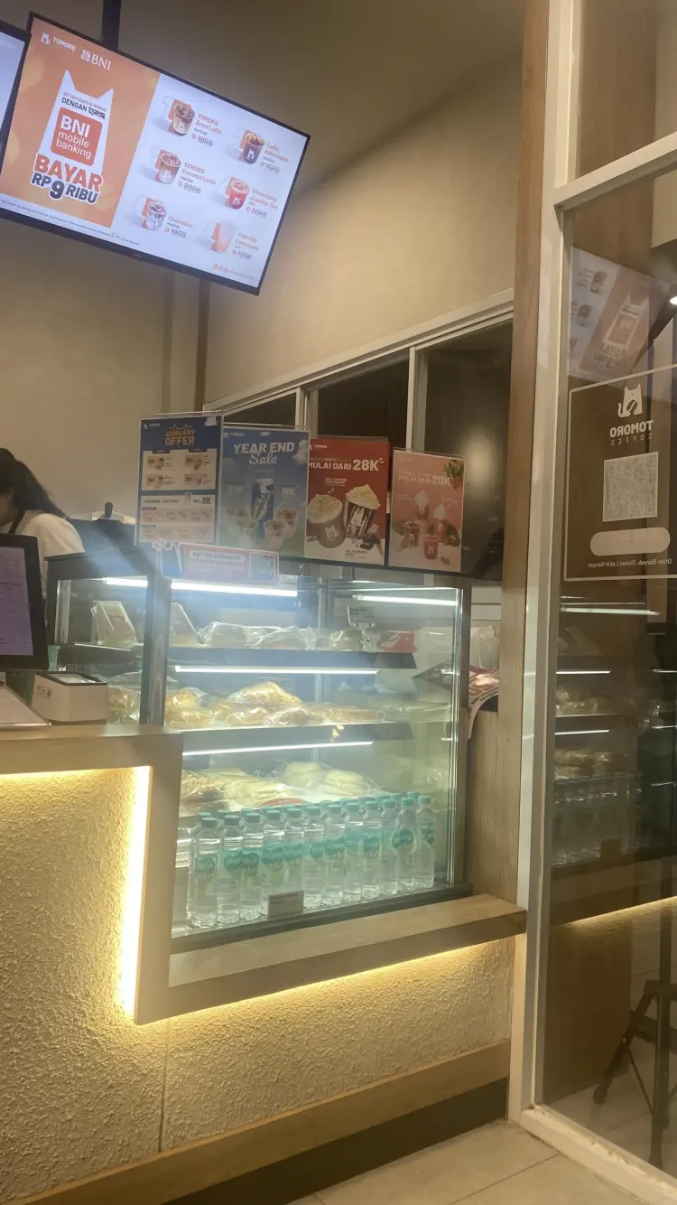 TOMORO COFFEE - Sumur Batu 6