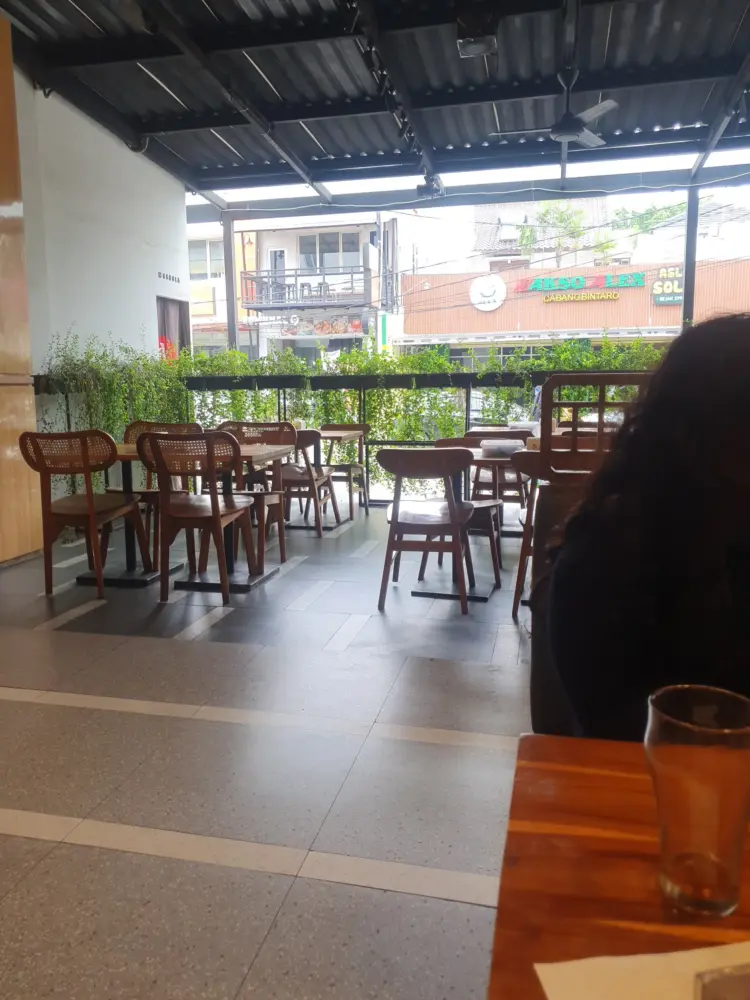 WINGLOK Hongkong Dimsum Bintaro 5