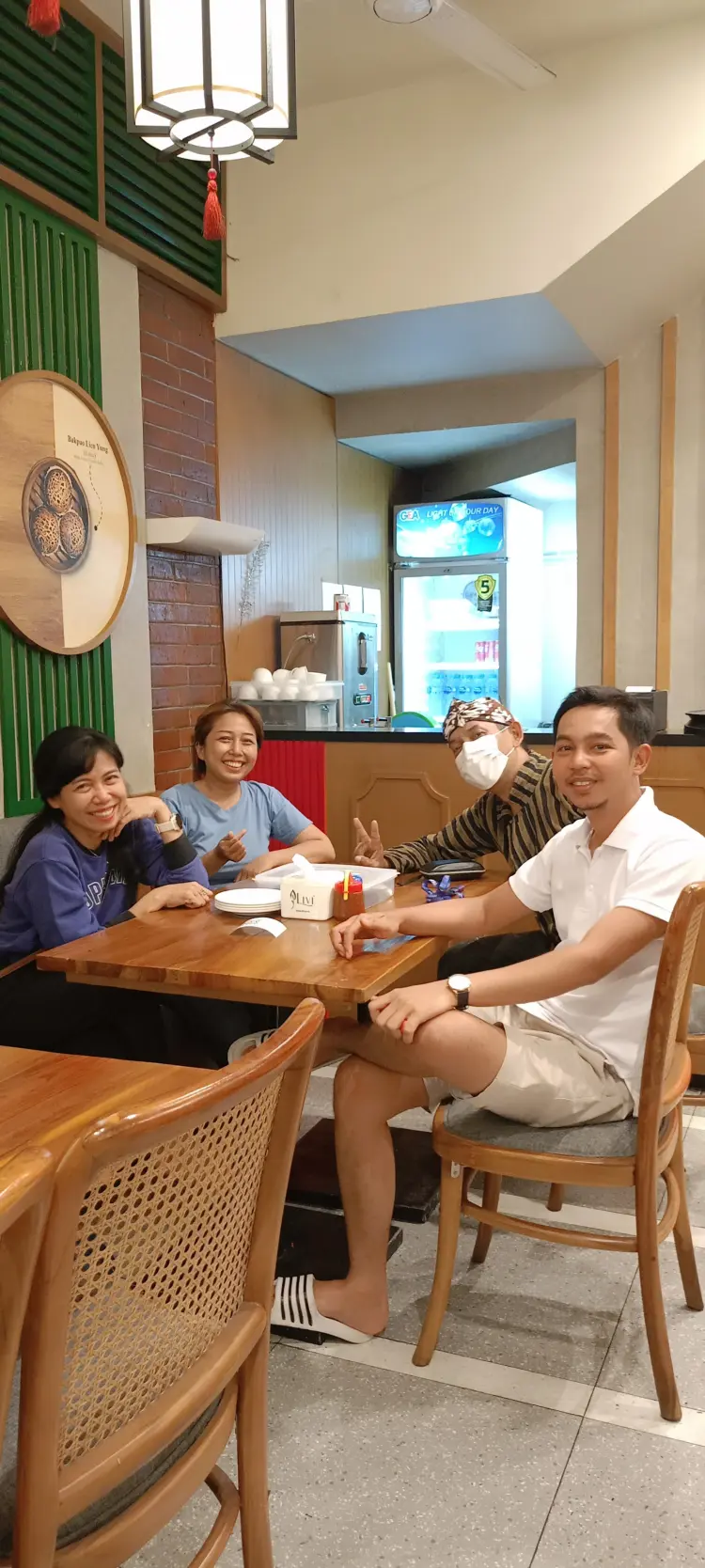 WINGLOK Hongkong Dimsum Bintaro 7