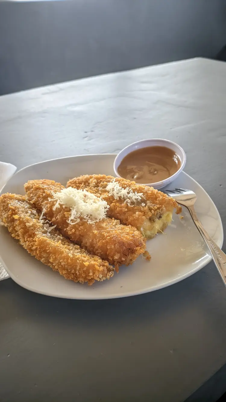 Otaku Coffee & Roastery Awirarangan 8