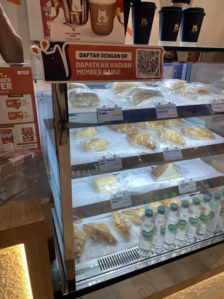 TOMORO COFFEE - Karya 7