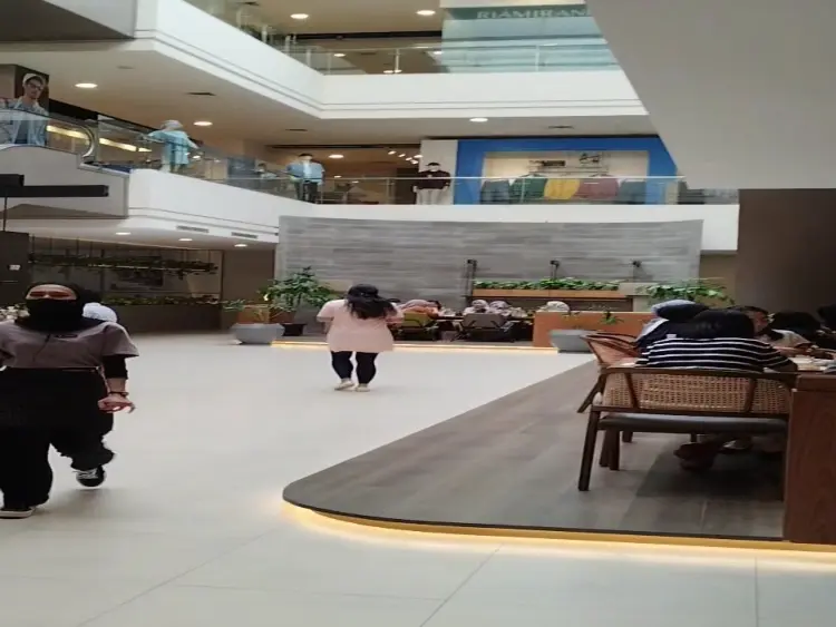 Wheels Coffee Roasters - Heritage Bintaro 2