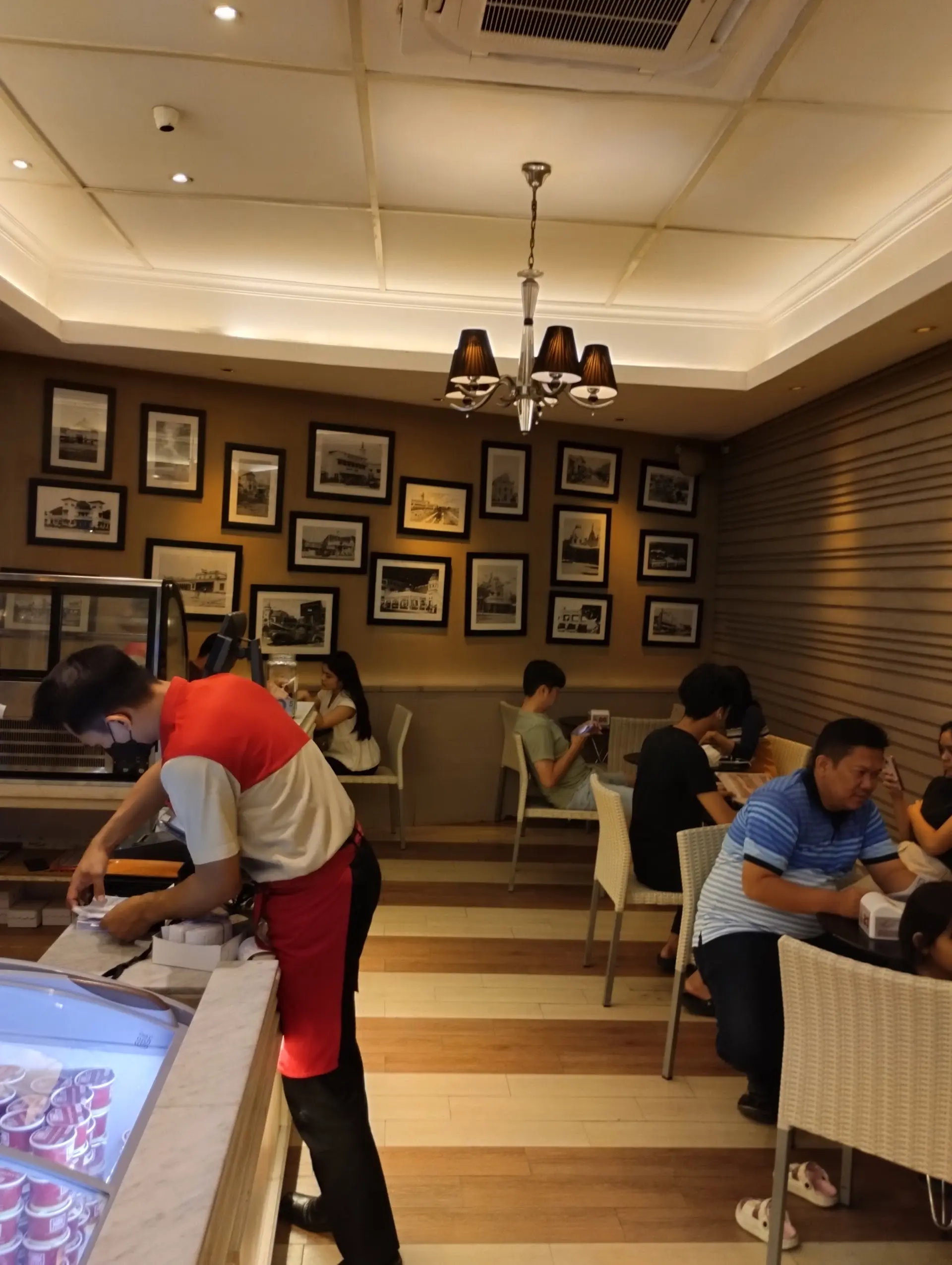 Surabaya's nearly 100-year-old legendary spot, I tried it and thought, 'is that all?' 4