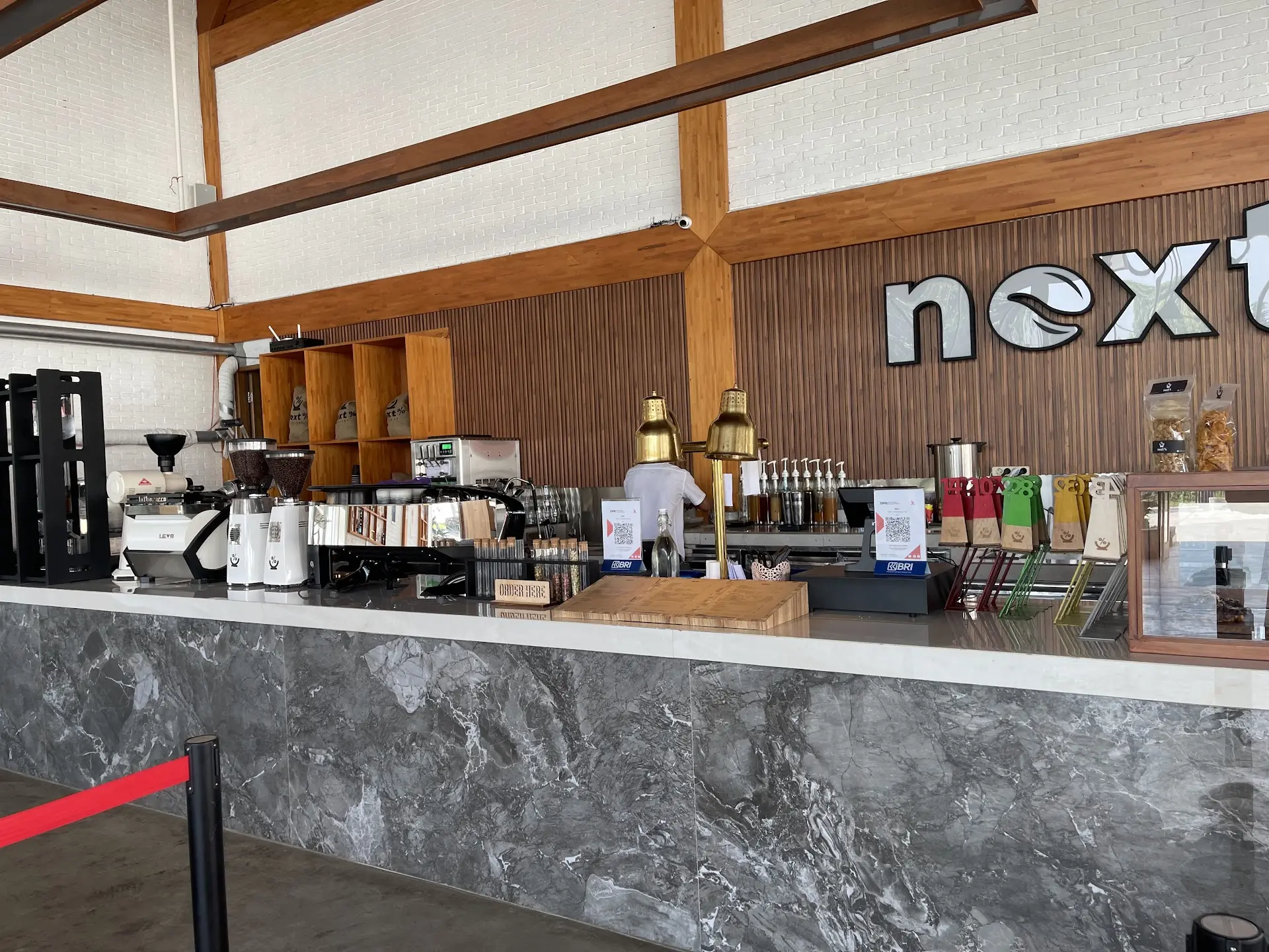 Rating Google 4.8, desain jiplak Arabica. Kafe hits Medan ini, Anjay makasih banget deh 2