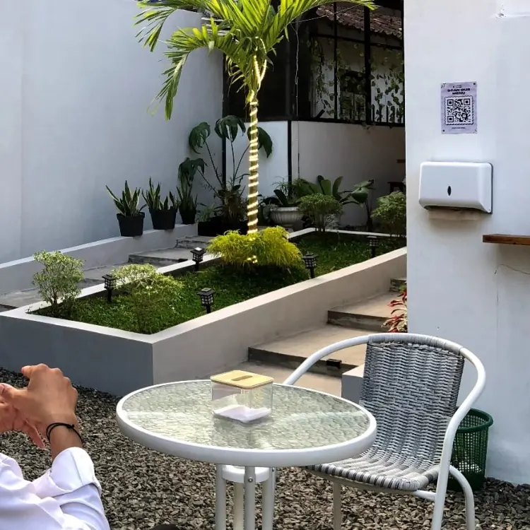 Tsuzu Eatery Gombong 2