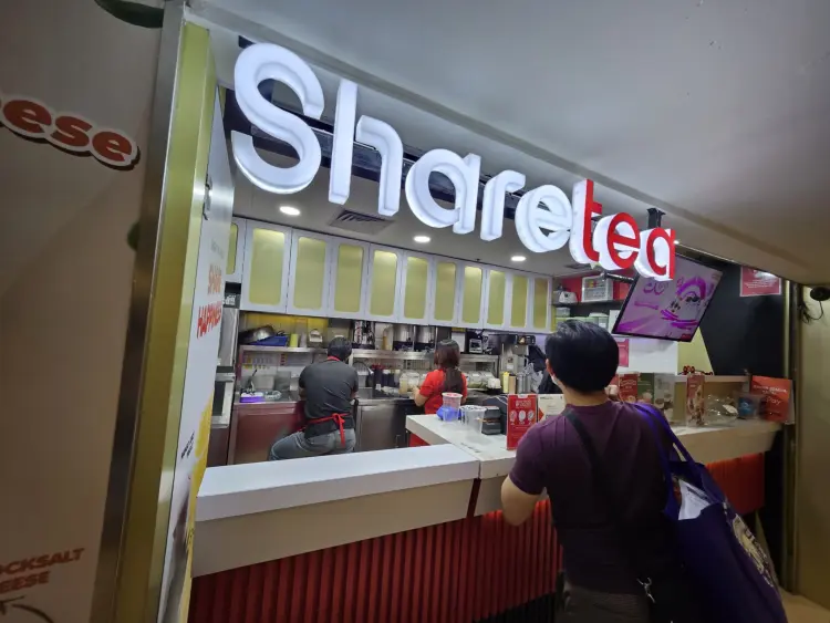 Milk tea di PIM ini, kok ada yang medium tapi nggak bisa dipesen sih?