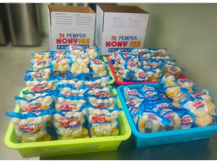 PEMPEK NONY 168 Sudirman 9