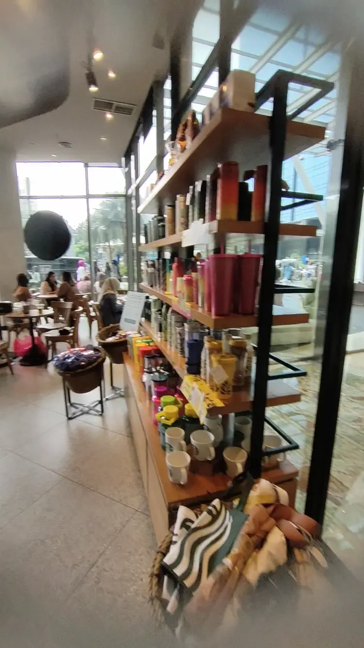 Starbucks 2