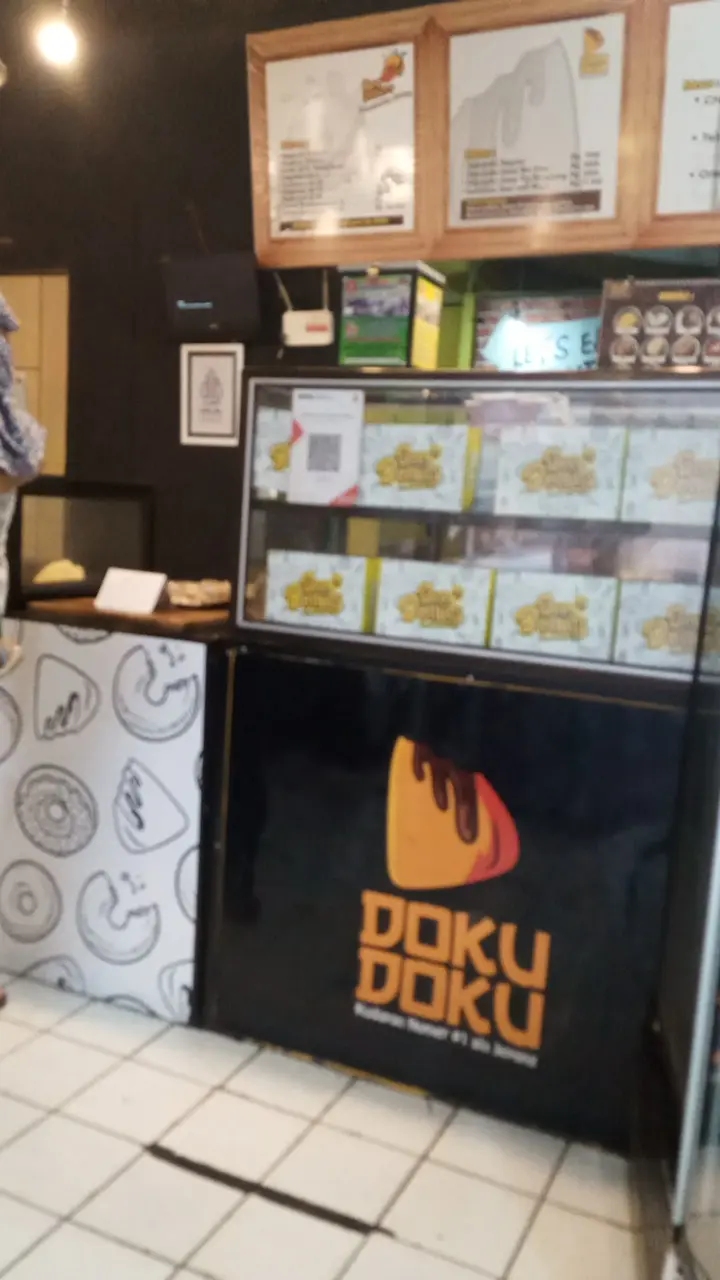 BEE DONUTS DONAT KARAKTER JEMBER 4