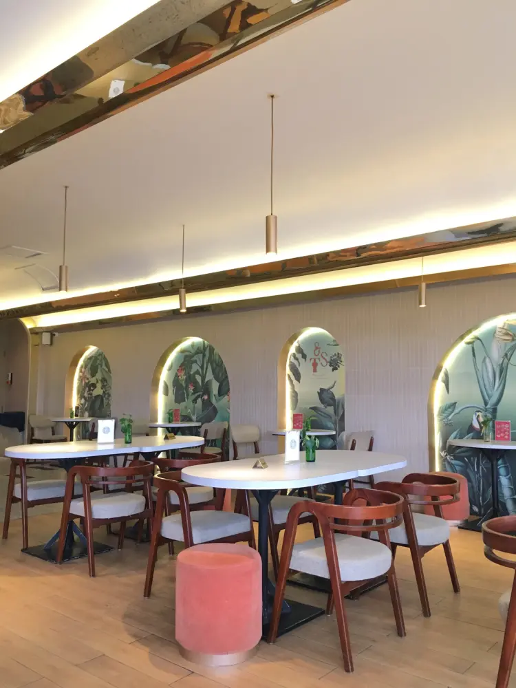 POTTE HOUSE Cafe & All Day Dining 10