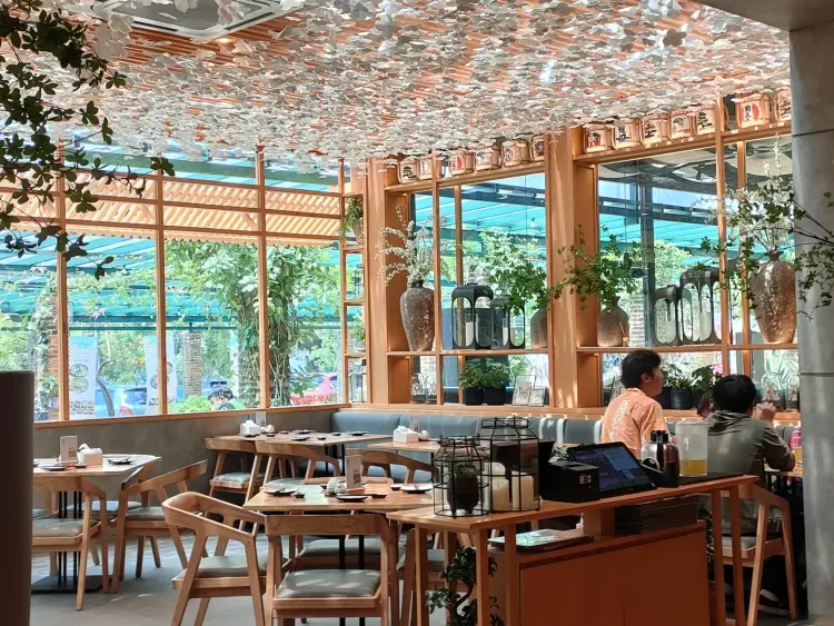 Sushi Hiro • Paris Van Java 9